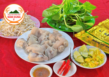 Bánh Canh Năm Dung